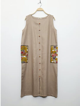 ĐẦM LINEN THIẾT KẾ NÚT GIỮA, HAI TÚI PHỐI HOA CÚC FIMM