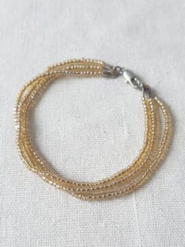 Vòng Tay Lắc Tay Thiết Kế Hạt Cườm Nhật Sắc Vàng Whale Handmade