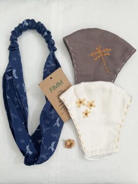 Combo 2 Khẩu Trang Linen Thêu Có Ngăn Chứa Lớp Kháng Khuẩn + Băng Đô Chuồn Chuồn