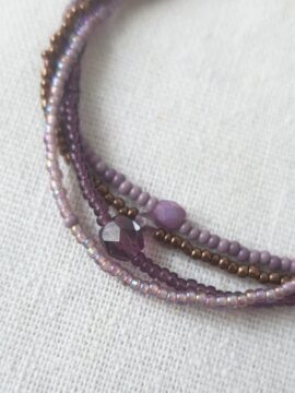 Vòng Tay Lắc Tay Thiết Kế Hạt Cườm Nhật Sắc Tím Vàng Đồng Whale Handmade