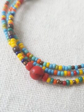 Vòng Tay Lắc Tay Thiết Kế Hạt Cườm Nhật Nhiều Màu Gắn Đá Đỏ Whale Handmade