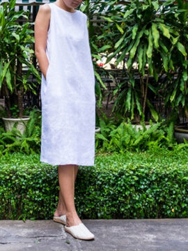 ĐẦM SUÔNG LINEN CỔ TRÒN MÀU TRẮNG NHẸ NHÀNG