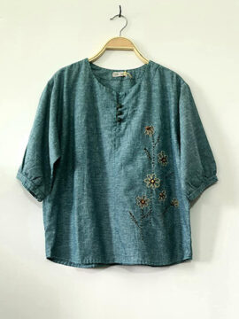 ÁO LINEN THIẾT KẾ CÓ TAY GAM XANH THÊU HOA CÚC