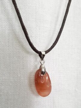 DÂY CHUYỀN ĐEO CỔ ĐÁ NĂNG LƯỢNG TỰ NHIÊN XANH MÓC KHOEN